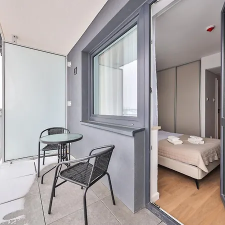 I Perfectapart I Pileckiego 59 I Parking I 419 & 417 Apartment *